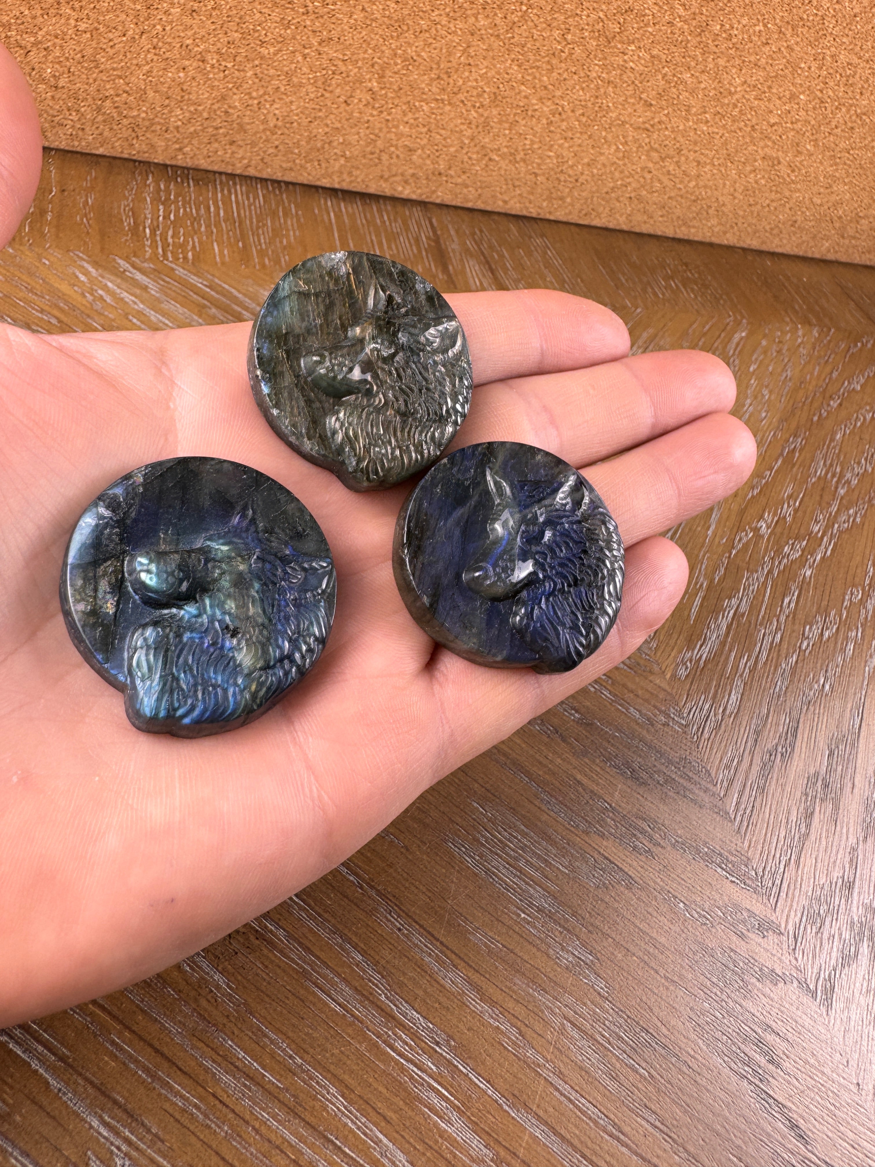 Labradorite Carving Wolf