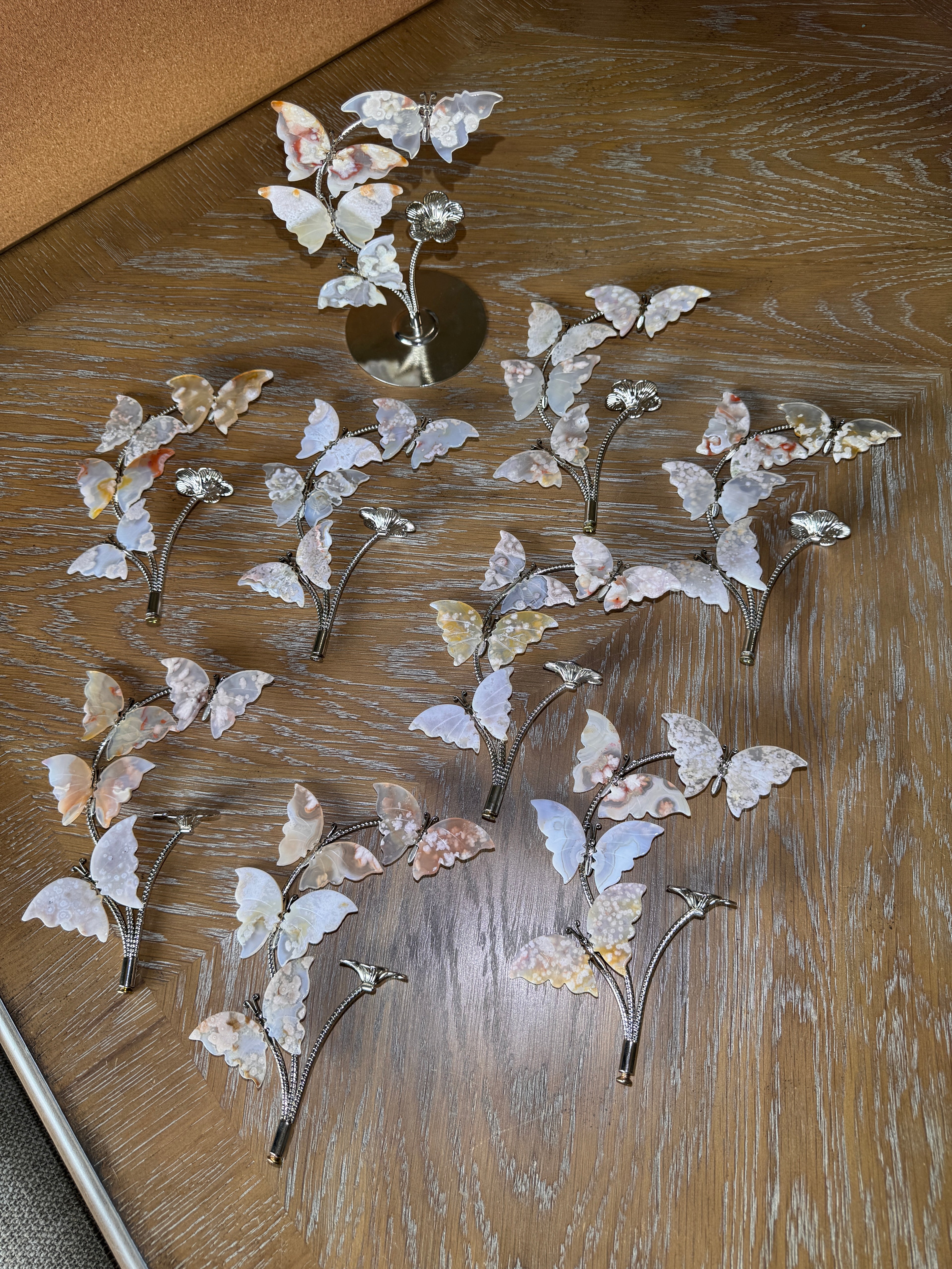 Sakura Flower Agate Butterfly Flower Carving With Stand