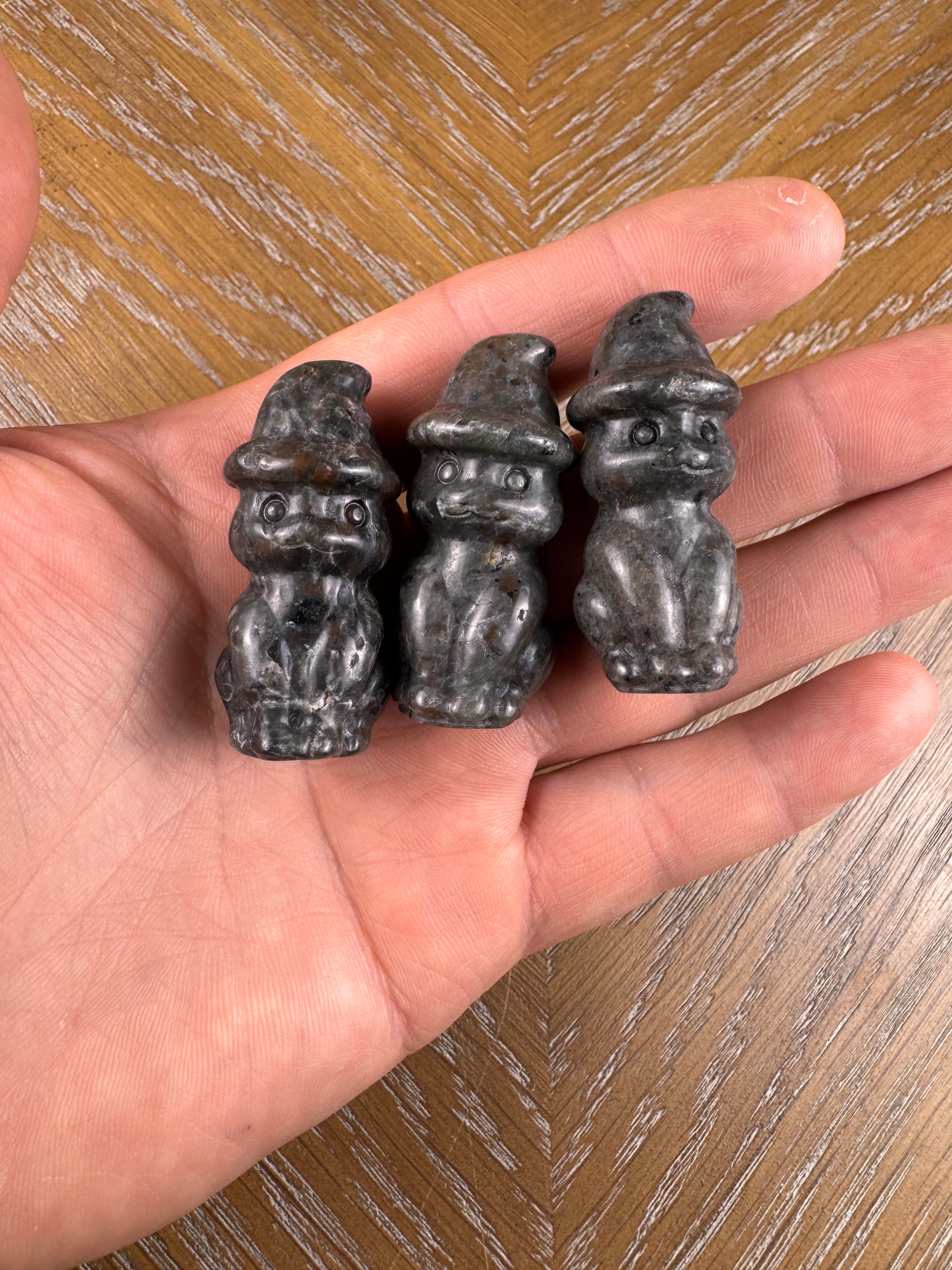 Yooperlite Witch Kitty Crystal